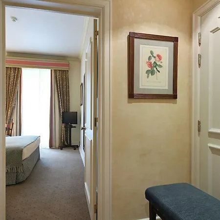 As Janelas Verdes - Heritage Collection - Riverside 4*