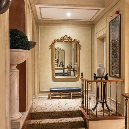 As Janelas Verdes - Heritage Collection - Riverside 4* Lisboa