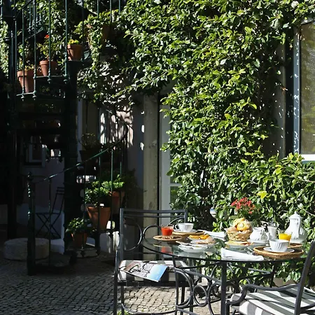 As Janelas Verdes - Heritage Collection - Riverside Отель