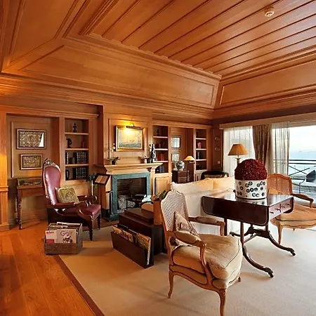 As Janelas Verdes - Heritage Collection - Riverside Hotel 4*