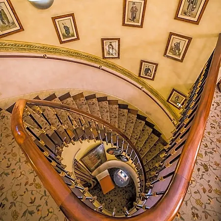 As Janelas Verdes - Heritage Collection - Riverside Hotel 4*