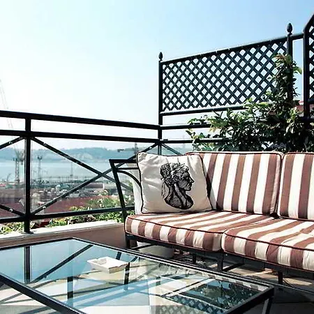 As Janelas Verdes - Heritage Collection - Riverside Otel