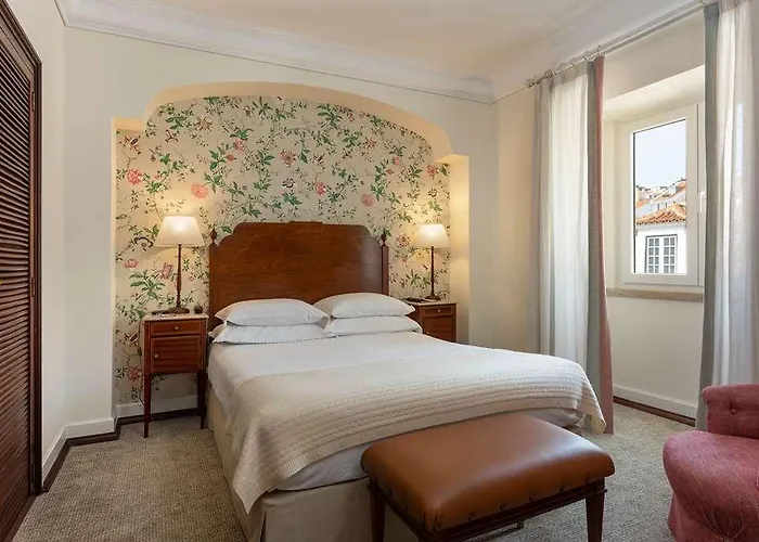 Hotell As Janelas Verdes - Heritage Collection - Riverside 4*