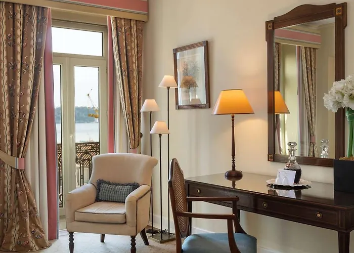 As Janelas Verdes - Heritage Collection - Riverside Hotell