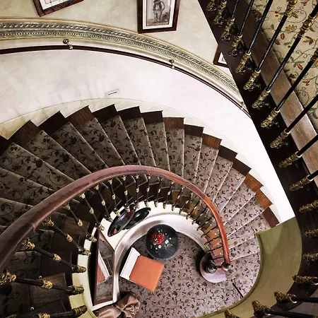 As Janelas Verdes - Heritage Collection - Riverside Otel