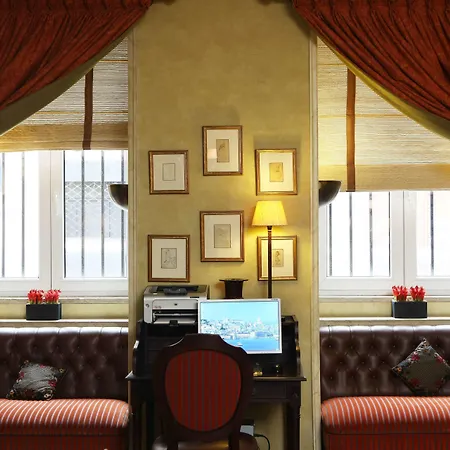 As Janelas Verdes - Heritage Collection - Riverside Otel